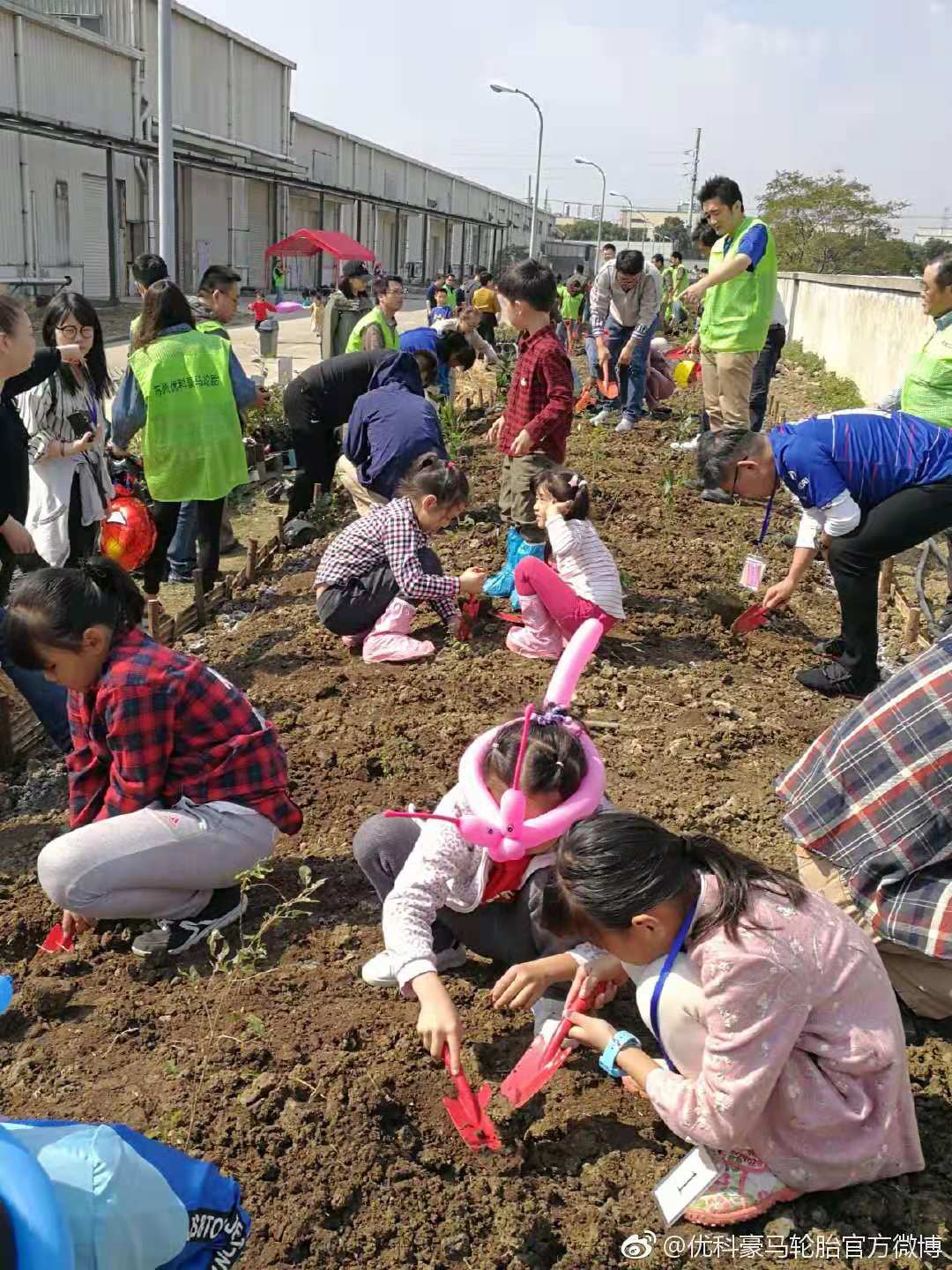 東莞市富興貿(mào)易有限公司